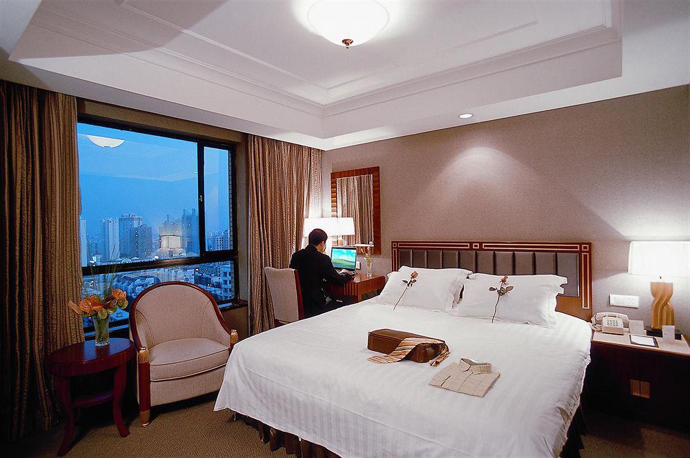 Shanghai Everbright International Hotel Стая снимка